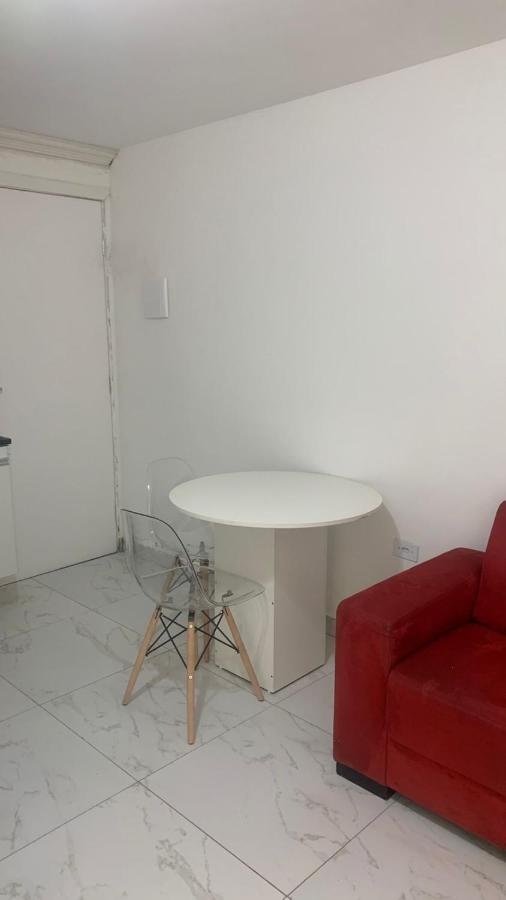 Aparto 1 *